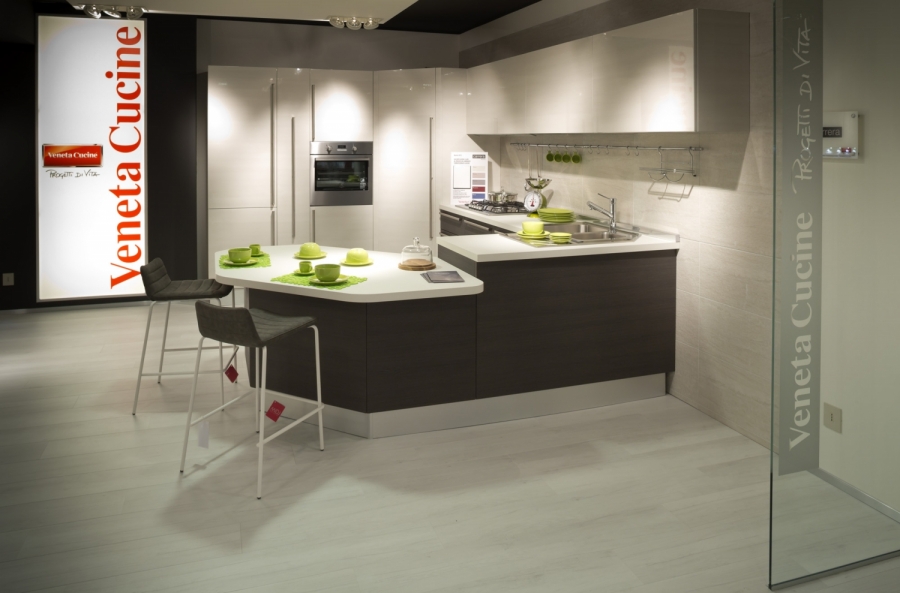 Kitchen Carrera Lucido - Veneta Cucine - Kitchens Kitchen Carrera Lucido - Veneta Cucine - Kitchens
