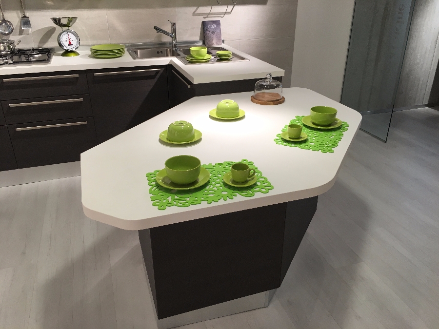 Kitchen Carrera Lucido - Veneta Cucine - Kitchens Kitchen Carrera Lucido - Veneta Cucine - Kitchens