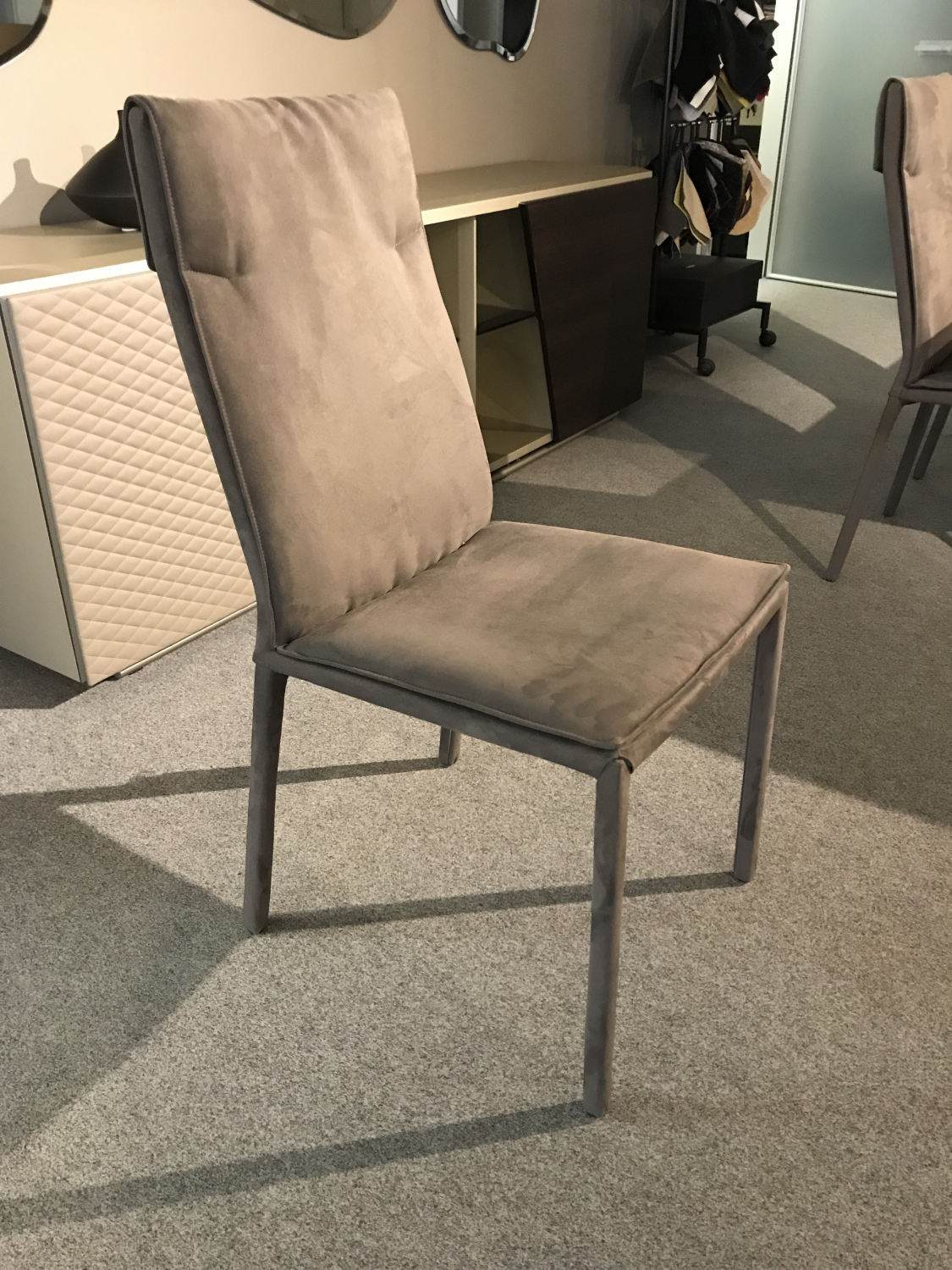 Isabel Cattelan Italia Outlet Prompt Delivery