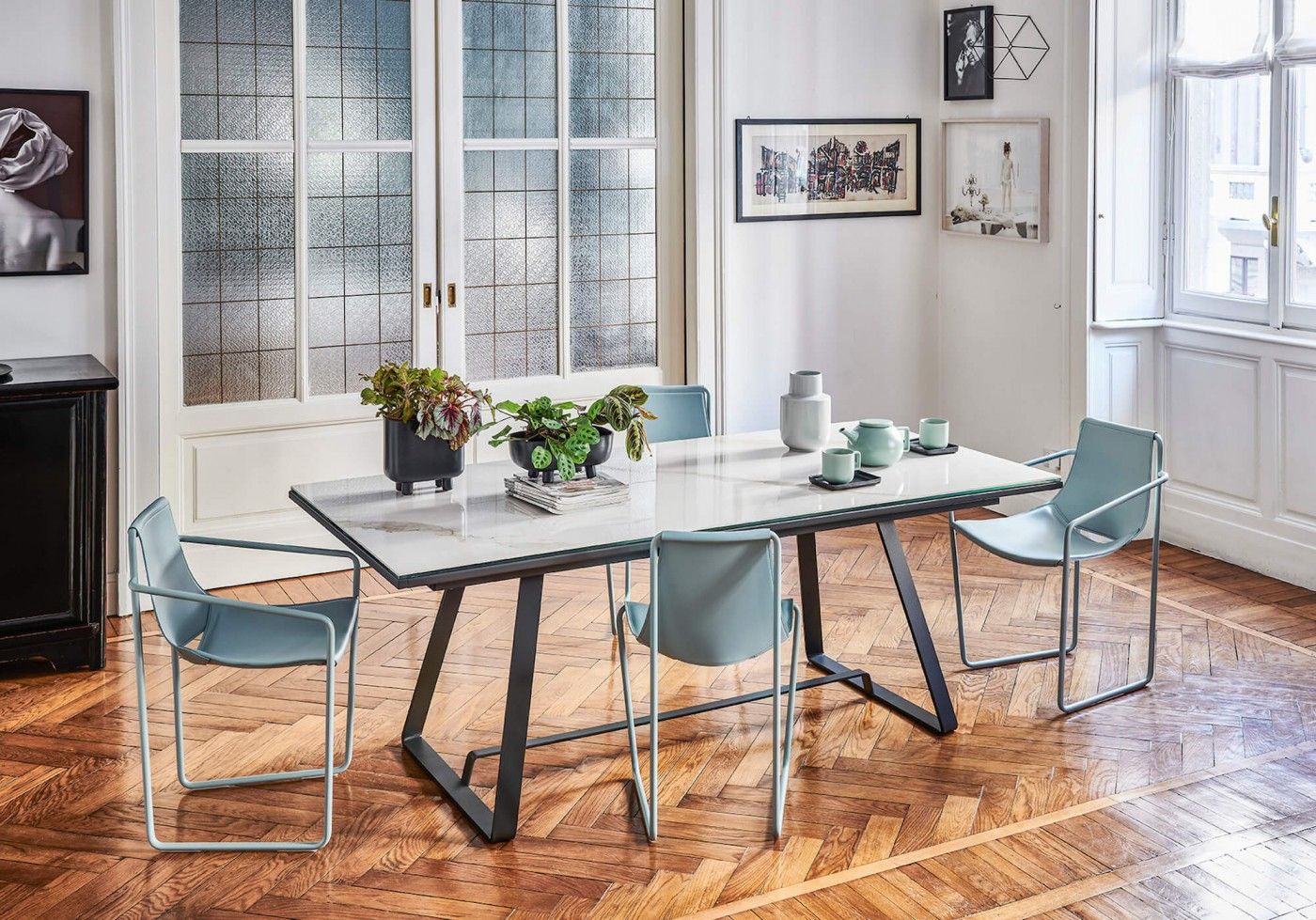 Midj - Comedor Ispiration