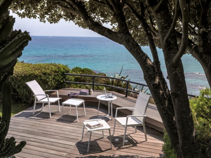 Lady Talenti - Outdoor coffee table