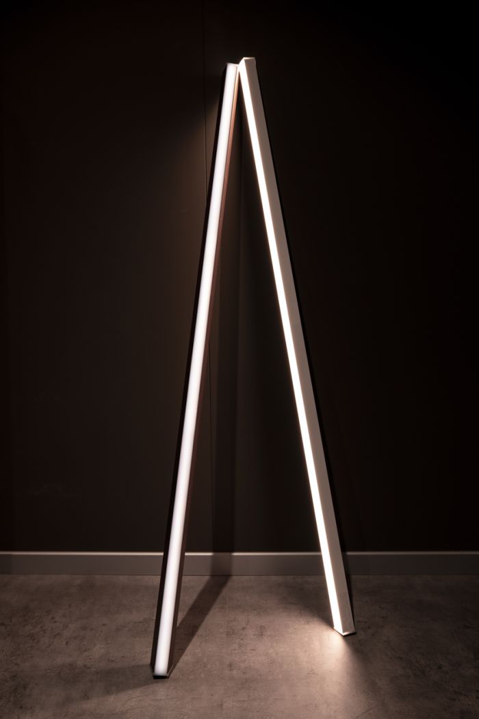 Standing lamp Pencil Zafferano - Prompt delivery