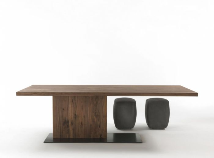 Liam Iron et Liam Wood Riva 1920 - Table