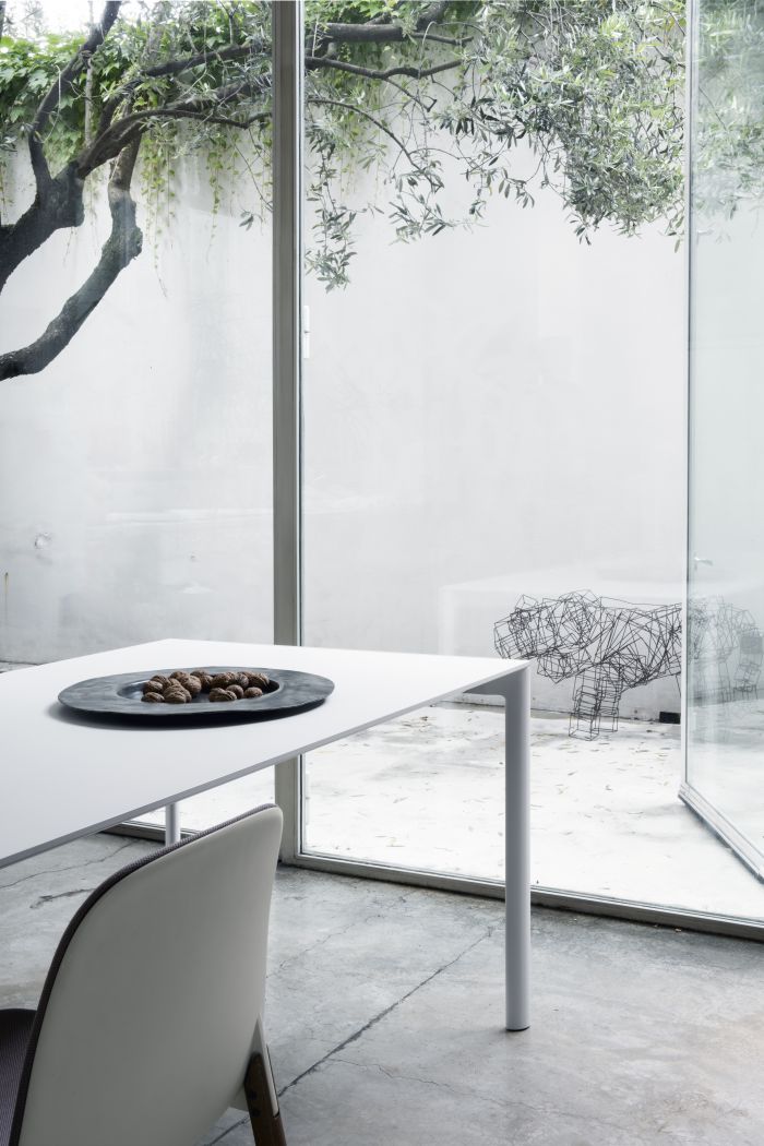 Maki Pure White Kristalia - Table