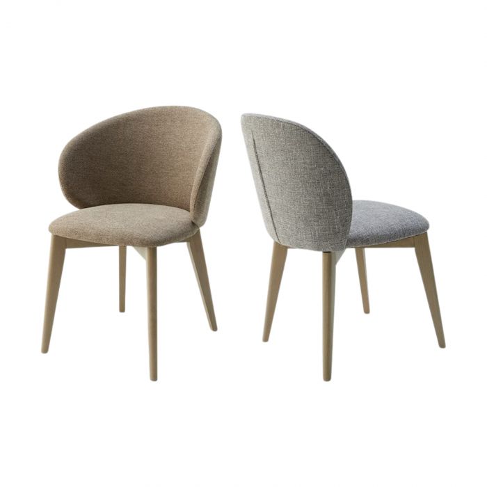 Odette Europea Design - Chair with wooden base