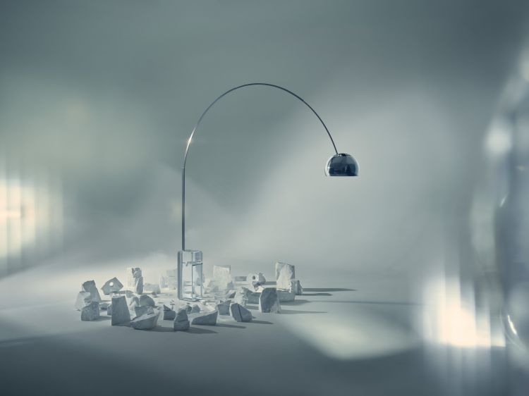 Arco Flos: le lampadaire incontournable dans un salon de luxe