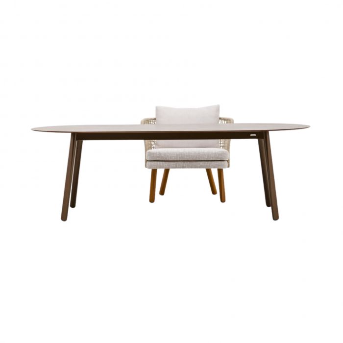 Emma Varaschin - Table 